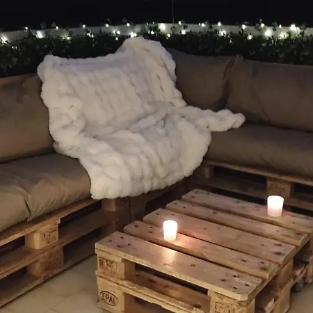 Sleeps 2 * Juan-les-Pins