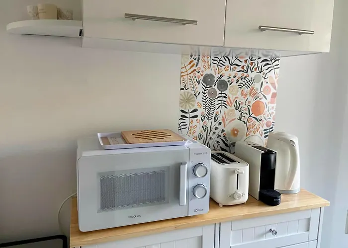 Sleeps 2 Juan-les-Pins